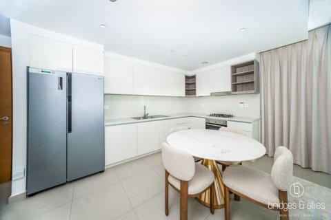 Apartment in Downtown Dubai (Downtown Burj Dubai), UAE 2 bedrooms, 111 sq.m. № 698678 - photo 4