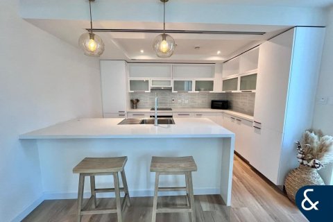 آپارتمان برای اجاره در Downtown Dubai (Downtown Burj Dubai)، Dubai، امارات متحده عربی 1 خوابه ، 88 متر مربع ، شماره 671654 - تصویر 3