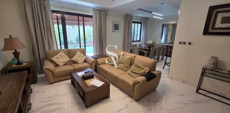 Reem, Dubai, संयुक्त अरब अमीरात में विला, 3 बेडरूम, 29 वर्ग मीटर, संख्या 698780