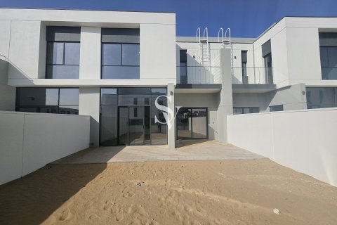 Townhouse în Al Furjan, Dubai, EAU 3 dormitoare, 255 mp.  №698778