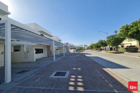 Townhouse di Dubai, UEA 3 kamar tidur, 149.9 m2 nomor 641316 - foto 3