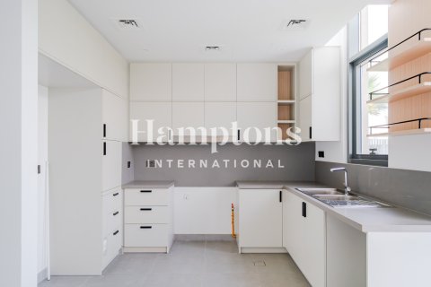 Radhus uthyres i Arabian Ranches 3, Dubai, UAE 4 sovrum, 235.04459000 kvm Nr. 652549 - fotografi 3