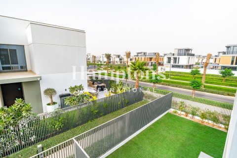 Radhus uthyres i Arabian Ranches 3, Dubai, UAE 4 sovrum, 235.04459000 kvm Nr. 652549 - fotografi 13