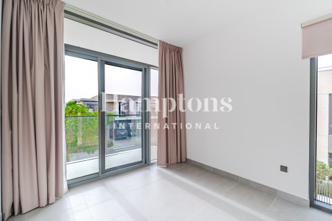 Radhus uthyres i Arabian Ranches 3, Dubai, UAE 4 sovrum, 235.04459000 kvm Nr. 652549 - fotografi 12