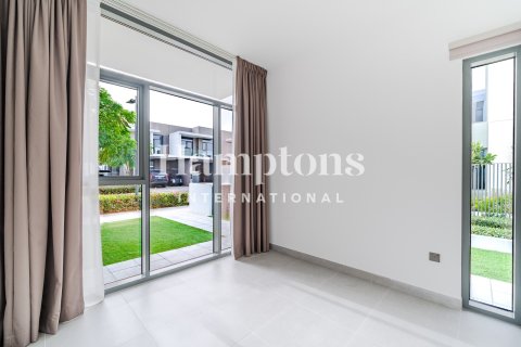 Radhus uthyres i Arabian Ranches 3, Dubai, UAE 4 sovrum, 235.04459000 kvm Nr. 652549 - fotografi 5