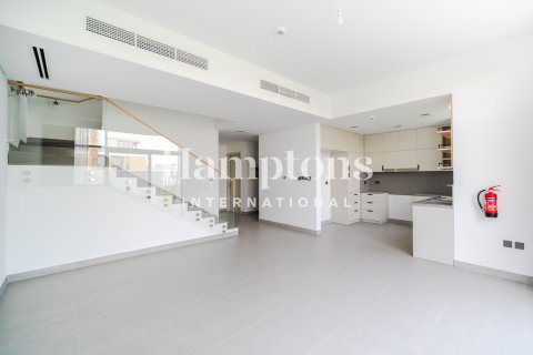 Radhus uthyres i Arabian Ranches 3, Dubai, UAE 4 sovrum, 235.04459000 kvm Nr. 652549 - fotografi 9