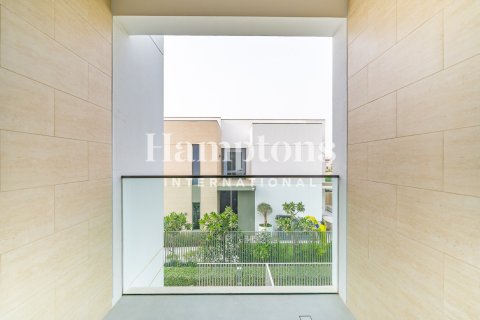 Radhus uthyres i Arabian Ranches 3, Dubai, UAE 4 sovrum, 235.04459000 kvm Nr. 652549 - fotografi 18