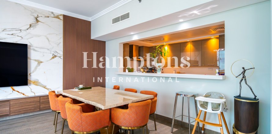 Apartmán v Jumeirah Beach Residence, Dubai, SAE 3 spálne, 214.41 m2 č. 652547