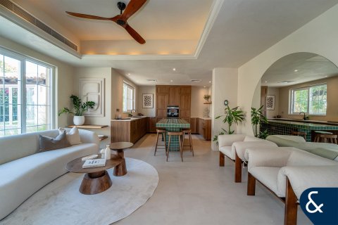 Vila v Arabian Ranches, Dubai, SAE 5 ložnice, 376 m² Č.: 685046 - fotografie 8