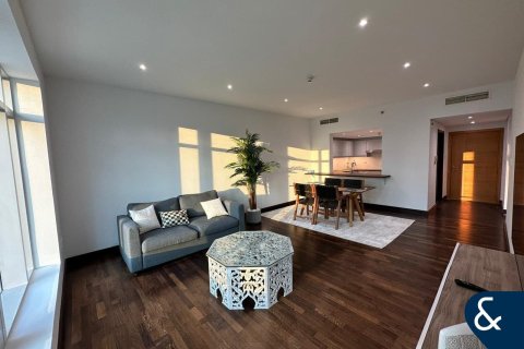 Снять в аренду квартиру в Даунтаун Дубай (Даунтаун Бурдж Дубай), ОАЭ 1 спальня, 84м2, № 671657 - фото 3