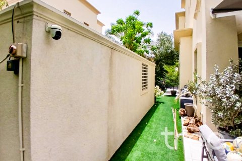 Üürile anda villa asukohaga The Springs, Dubai, AÜE: 3 magamistoaga, 348.39 m² Nr 733553 - pilt 13