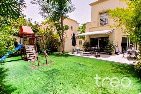 Üürile anda villa asukohaga The Springs, Dubai, AÜE: 3 magamistoaga, 348.39 m² Nr 733553 - pilt 1