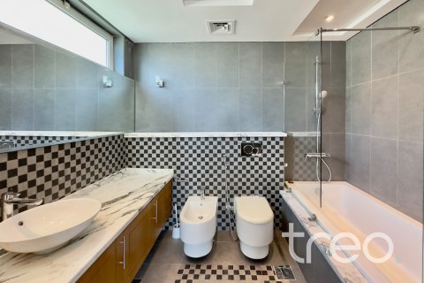 Villa te huur in Jumeirah Park, Dubai, VAE 4 slaapkamers, 386.2 vr.m., nr 733554 - foto 8