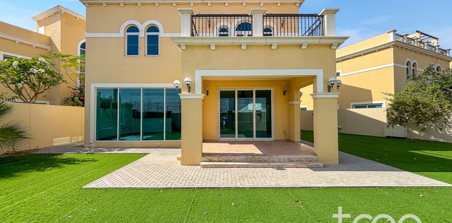 Villa in Jumeirah Park, Dubai, VAE 4 slaapkamers, 386.2 vr.m. nr 733554
