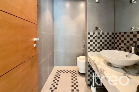 Villa te huur in Jumeirah Park, Dubai, VAE 4 slaapkamers, 386.2 vr.m., nr 733554 - foto 12