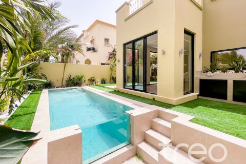 Vila v The Springs, Dubai, SAE 3 ložnice, 235.6 m² Č.: 733555 - fotografie 1