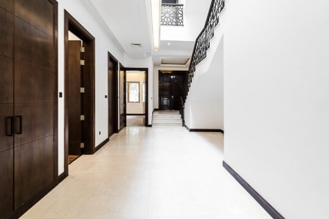 Villa til salg i Al Wasl, Dubai, UAE 6 soveværelser, 1181 kvm № 734232 - foto 11