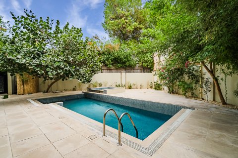 Villa til salg i Al Wasl, Dubai, UAE 6 soveværelser, 1181 kvm № 734232 - foto 19