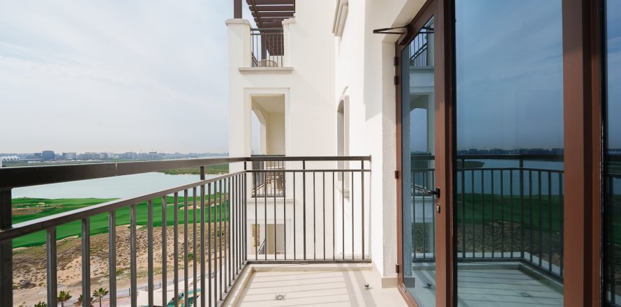 Huoneisto Yas Island, Abu Dhabi, Arabiemiraatit 2 makuuhuonetta, 114.92 m2 № 768756