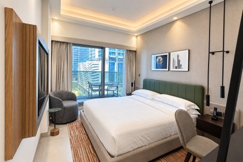 Apartment in Jumeirah Lake Towers, Dubai, UAE 1 bedroom, 133.33 sq.m. № 768771 - photo 10