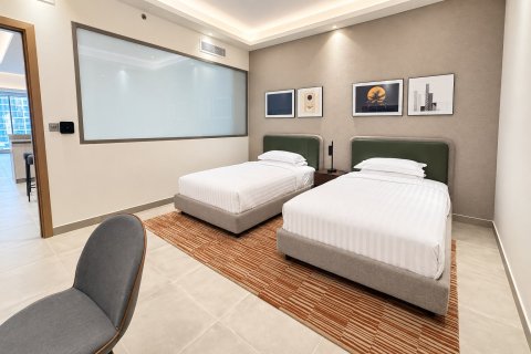 Apartment in Jumeirah Lake Towers, Dubai, UAE 1 bedroom, 133.33 sq.m. № 768771 - photo 8