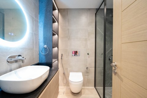 Apartment in Jumeirah Lake Towers, Dubai, UAE 1 bedroom, 133.33 sq.m. № 768771 - photo 12
