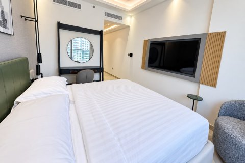 Apartment in Jumeirah Lake Towers, Dubai, UAE 1 bedroom, 133.33 sq.m. № 768771 - photo 9