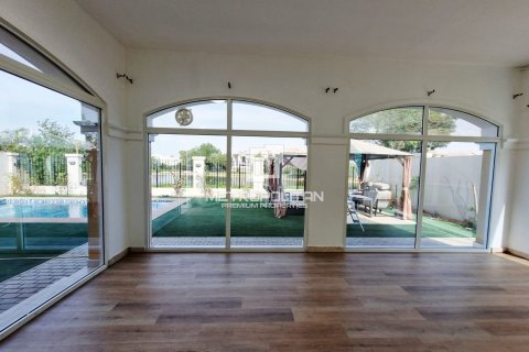 Huvila Jumeirah Park, Dubai, Arabiemiraatit 5 makuuhuonetta, 670 m2 № 663182 - kuva 12