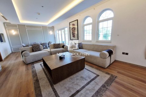 Huvila Jumeirah Park, Dubai, Arabiemiraatit 5 makuuhuonetta, 670 m2 № 663182 - kuva 9