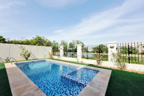 Huvila Jumeirah Park, Dubai, Arabiemiraatit 5 makuuhuonetta, 670 m2 № 663182 - kuva 3