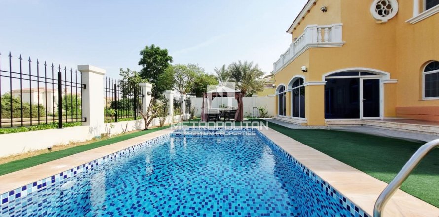 Huvila Jumeirah Park, Dubai, Arabiemiraatit 5 makuuhuonetta, 670 m2 № 663182