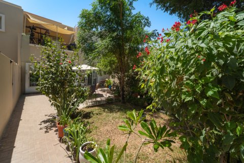 Rumah bandar di Discovery Gardens, Dubai, UAE 3 bilik tidur, 238 meter persegi № 711744 - foto 14