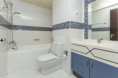 Apartment in Jumeirah Lake Towers, Dubai, UAE 1 bedroom, 77 sq.m. № 677470 - photo 13