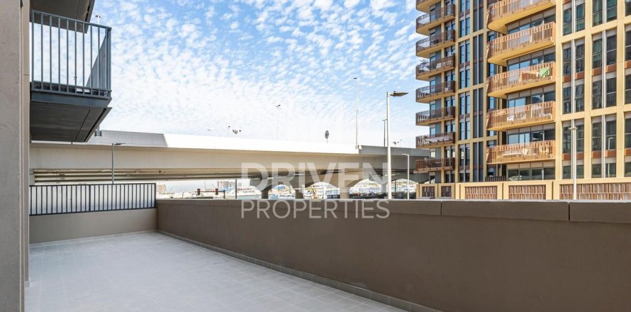 Appartement à Deira, Dubai, EAU: 2 chambres, 128 m2 № 684064