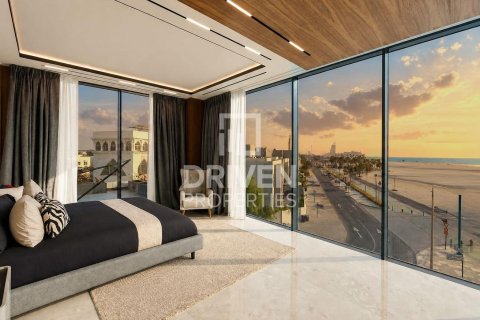 Villa Umm Suqeim, Dubaijā, AAE 5 istabas, 594.58 m2 Nr. 741689 - attēls 13