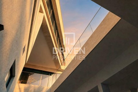 Villa Umm Suqeim, Dubaijā, AAE 5 istabas, 594.58 m2 Nr. 741689 - attēls 26