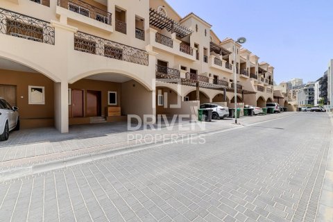 Māja Jumeirah Village Circle, Dubaijā, AAE 4 istabas, 376 m2 Nr. 654137 - attēls 27
