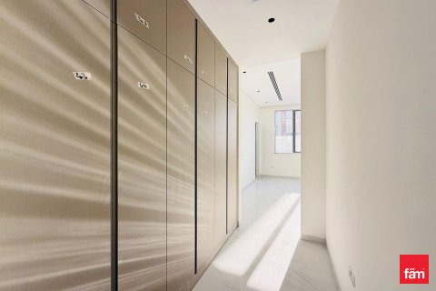 Vila v Al Quoz, Dubai, SAE 6 spální, 760.9 m2 č. 679974 - Fotografia 9