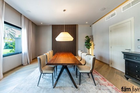 Villa sa Dubai, UAE 5 silid-tulugan, 1740.1 sq.m. № 652472 - larawan 12