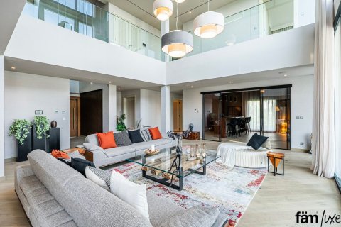 Villa sa Dubai, UAE 5 silid-tulugan, 1740.1 sq.m. № 652472 - larawan 5