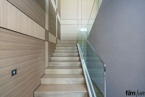 Villa sa Dubai, UAE 5 silid-tulugan, 1740.1 sq.m. № 652472 - larawan 13