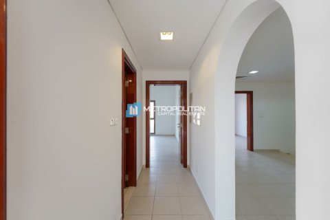 Huvila Abu Dhabi, Arabiemiraatit 4 makuuhuonetta, 273.3 m2 № 662183 - kuva 10