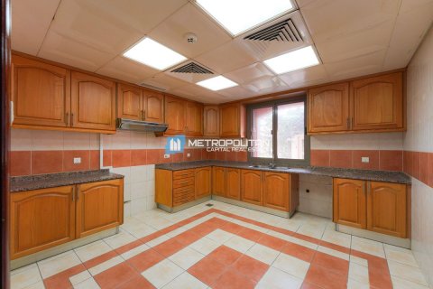 Huvila Abu Dhabi, Arabiemiraatit 4 makuuhuonetta, 273.3 m2 № 662183 - kuva 6