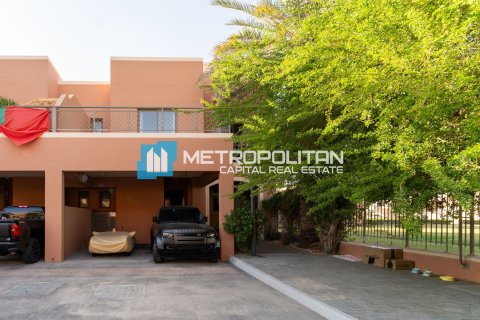 Villa i Abu Dhabi, Emiratene 4 soverom, 273.3 kvm nr. 662183