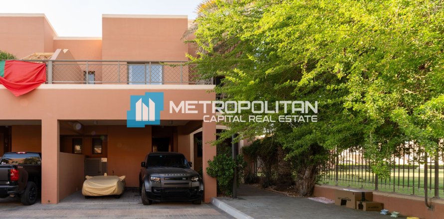 Villa Abu Dhabijā, AAE 4 istabas, 273.3 m2 Nr. 662183