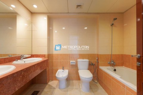 Huvila Abu Dhabi, Arabiemiraatit 4 makuuhuonetta, 273.3 m2 № 662183 - kuva 8