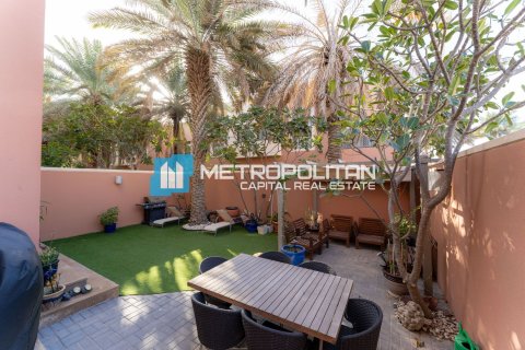 Villa Abu Dhabijā, AAE 4 istabas, 273.3 m2 Nr. 662183 - attēls 18