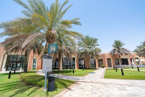 Huvila Abu Dhabi, Arabiemiraatit 4 makuuhuonetta, 273.3 m2 № 662183 - kuva 22