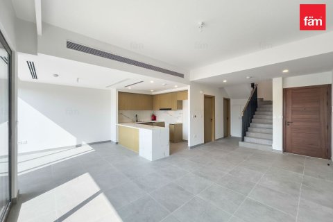 Dubai, BAE’de kiralık townhouse 3 yatak odası, 166.2 m&sup2; No 668719 - fotoğraf 12