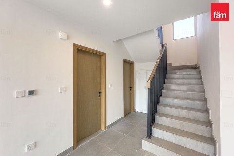 Dubai, BAE’de kiralık townhouse 3 yatak odası, 166.2 m&sup2; No 668719 - fotoğraf 20